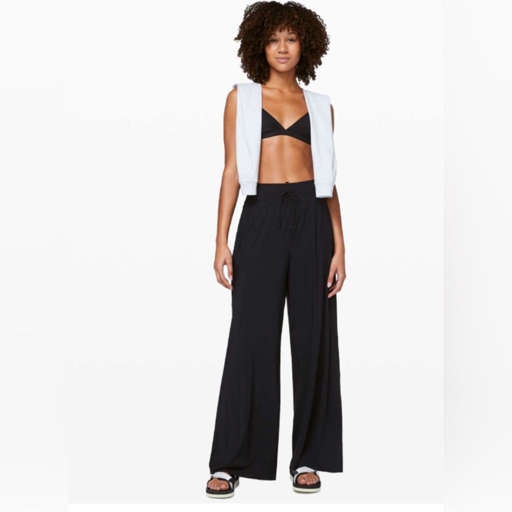 Lululemon Lab Aura II Black Wide-Leg Pants size 8  MSRP $128